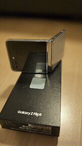 SAMSUNG Galaxy Z Flip5 5G 8+512GB zelená - 4