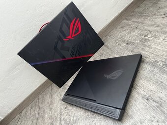 HERNÍ ASUS Republic of Gamers Strix- i7/RTX/SSD/RGB/ WIN11 - 4