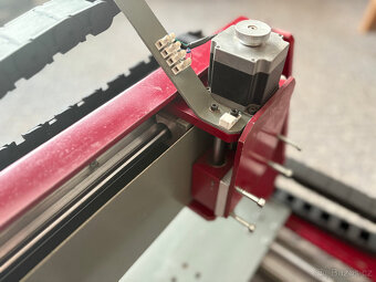 Torzo 3-osého CNC obráběcího stroje včetně motorů - 4