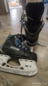 hokejové brusle Bauer Supreme S150, velikost 1,5 EE - 4