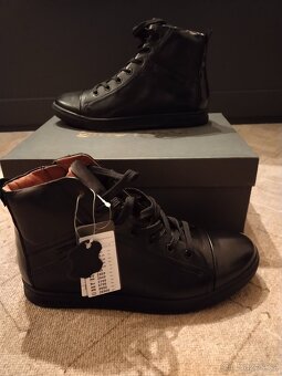 Obuv Gino Rossi... Nové - 4