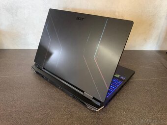 Acer Nitro 5 - 4