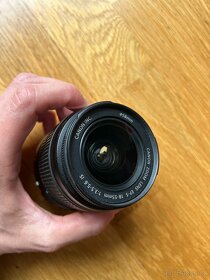 Canon EFS 18-55mm - 4
