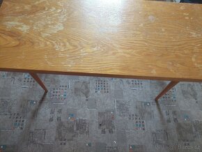 Starý konferenční stolek za odvoz - 4