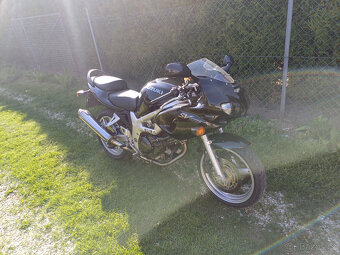 Suzuki SV 650S - 4