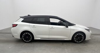 ► TOYOTA COROLLA 1.8 HYBRID GR SPORT E-CVT LED-KAMERA-TAŽNÉ - 4
