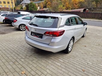 OPEL Astra Sports, 1.6 CDTi, r.v. 2019, plný servis - 4