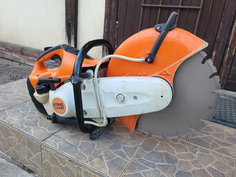 Prodam rozbrusovaci pilu STIHL TS 420 - 350 mm v dobrem stav - 4