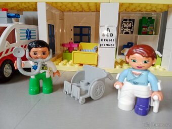 Lego duplo nemocnice - 4