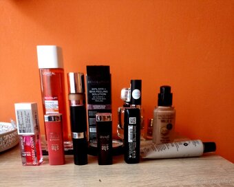 Make-up - 4