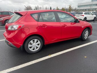Mazda 3 1,6l 77kW Sporty výborný stav - 4