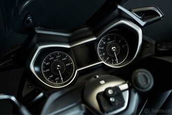 Yamaha X-Max 2022 - 4