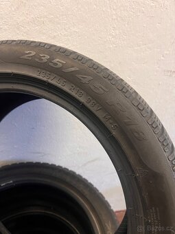 Zimní pneumatiky 235/45R18 - 4