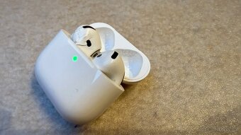 Airpod – AirPods 4 – pravé sluchátko vč. pouzdra - 4