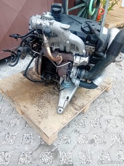 Motor 1,9 tdi 77kw Typ: AXB Transporter T5 - 4