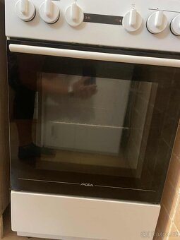 Plynový sporák s elektrickou troubou - 4