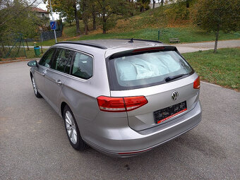 Volkswagen Passat 2,0Tdi 110kw klima+Navi+SERVIS - 4
