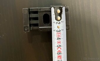 Příchytky panelu - 4