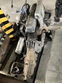 Mercedes T motor a převodovka - 4