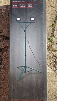 Pracovní LED svítidlo se stativem - 4