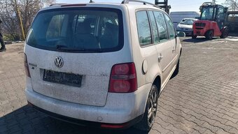 VW Touran 1.9TDI 77kW BLS převodovka DSG LKF barva LB9A - 4