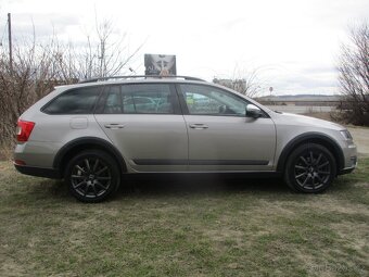 Škoda Octavia SCOUT 2.0TDi RS 135kW DSG 2015 - 4