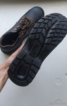 Prodám NOVÁ/NEPOUŽITÁ CXS Pracovní obuv STONE PYRIT S3 44 - 4