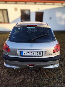Peugeot 206 1.4 16V, 143 000 km, 2. majitel, STK 1/2026 - 4