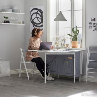 KALLHÄLL Stůl se skl. deskou a úl. prostorem nový - 4