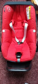 Autosedačka/vajíčko Maxi Cosi se základnou - 4