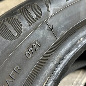 Letní pneu 205/55 R17 91V Goodyear 5mm - 4
