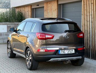 Kia Sportage 2.0CRDI 4x4, Automat , Top výbava, serviska - 4