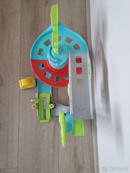 Dětská hra zábavná garáž Clementoni - 4