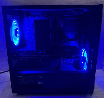PC - i5 9400F, RX5700XT 8GB, 16GB RAM, 512GB SSD - 4