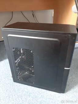 Prodám PC sestavu bez disku - 4