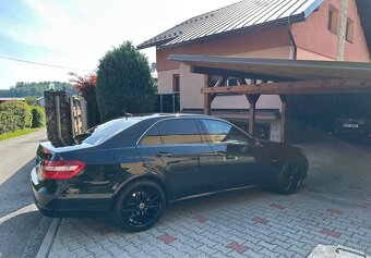 Mercedes Benz W212 - 4
