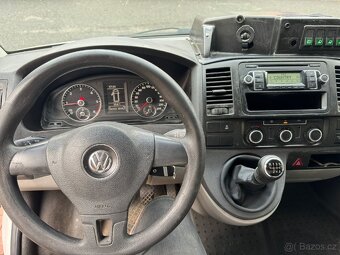 Prodám T5.1 103 kW 4x4 long upravenou jako obytný vůz - 4