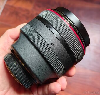 Canon EF 85/1.2 II L USM - 4
