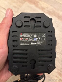 Baterie Parkside V12 Team 2Ah s nabíječkou - 4