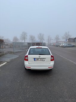 Škoda Octavia 1,6 tdi Ambiente rok 2012 - 4