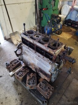 Polomotor Zetor 4011-5611 - 4