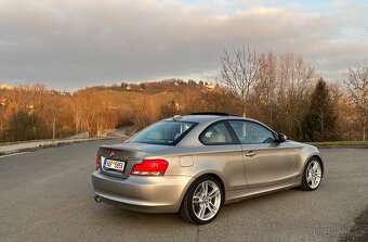 [rezervace] BMW 1er Coupe E82 3.0i manuál, pravidelný servis - 4