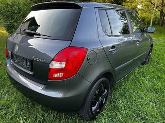 Škoda Fabia 1.4 Benzin 63/KW Rok v.:2011/4 - 4