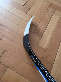 Hůl Bauer Nexus E3 - 4