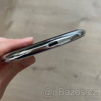 MAX Bezdrátová nabíječka MPC1101W - 4