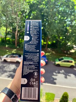 Elektrický Zubní Kartáček na zuby Oral-B Vitality Pro - 4