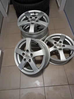 Plechové+ALU kola 5×114,3 R15 - 4