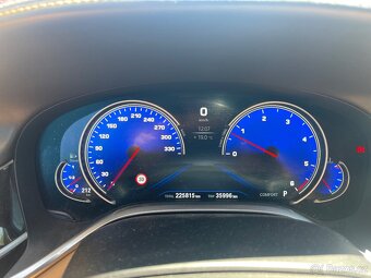 BMW 740xDrive 3.0 diesel TOP STAV, Individual - 4