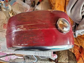Jawa 250/592 - 4