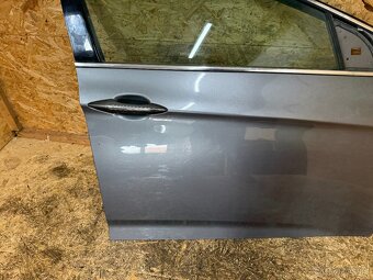 PRAVÉ PŘEDNÍ DVEŘE HYUNDAI I40 TITANIUM SILVER T6S - 4